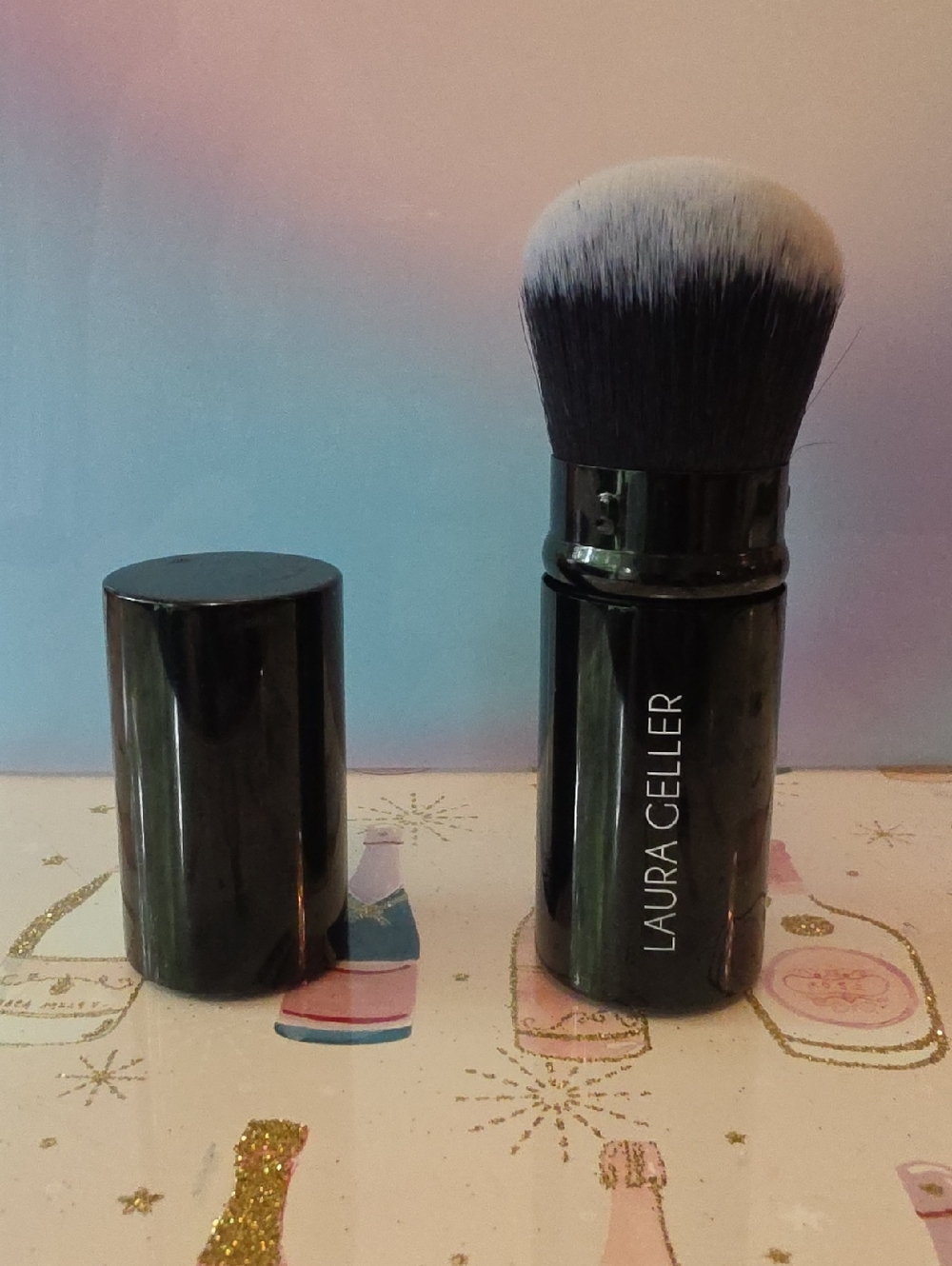Laura Geller Retractable Airbrush Kabuki Brush